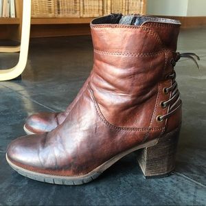 Vera Pelle Brown Leather Booties